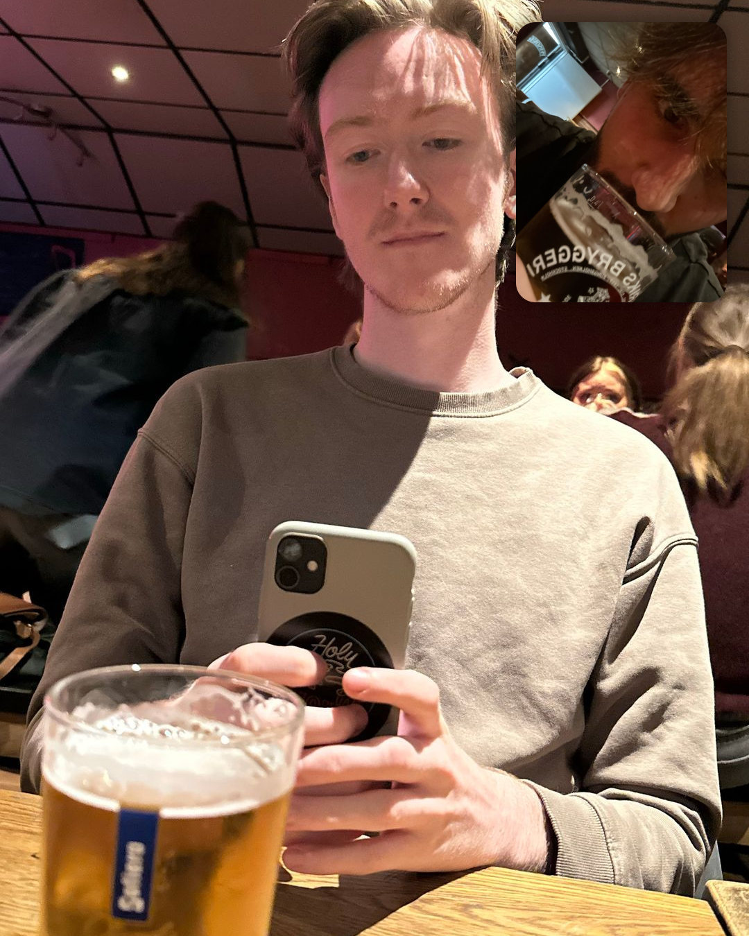 Check-in på Kellys bar & matsal